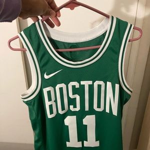 Kyrie Irving Official Boston Celtics jersey #11